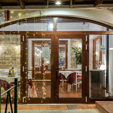 Hotel Ristorante Il Caminetto Diano Marina Ngoại thất bức ảnh