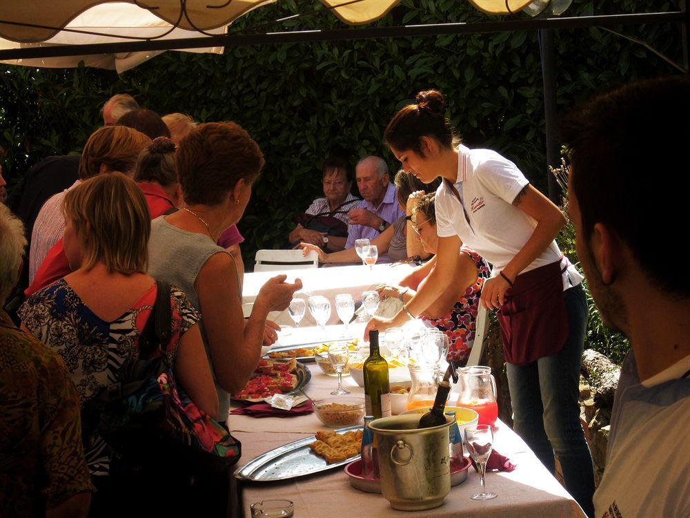 Hotel Ristorante Il Caminetto Diano Marina Ngoại thất bức ảnh