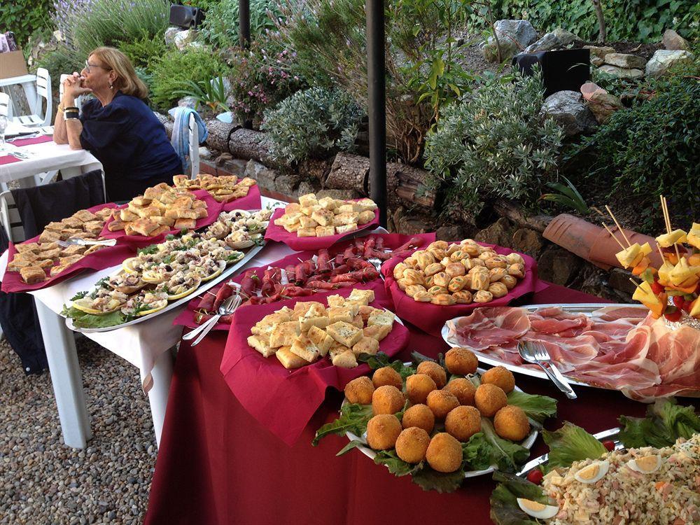 Hotel Ristorante Il Caminetto Diano Marina Ngoại thất bức ảnh
