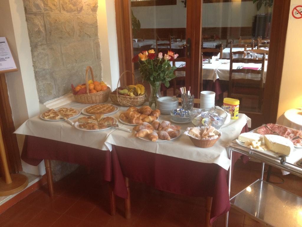 Hotel Ristorante Il Caminetto Diano Marina Ngoại thất bức ảnh