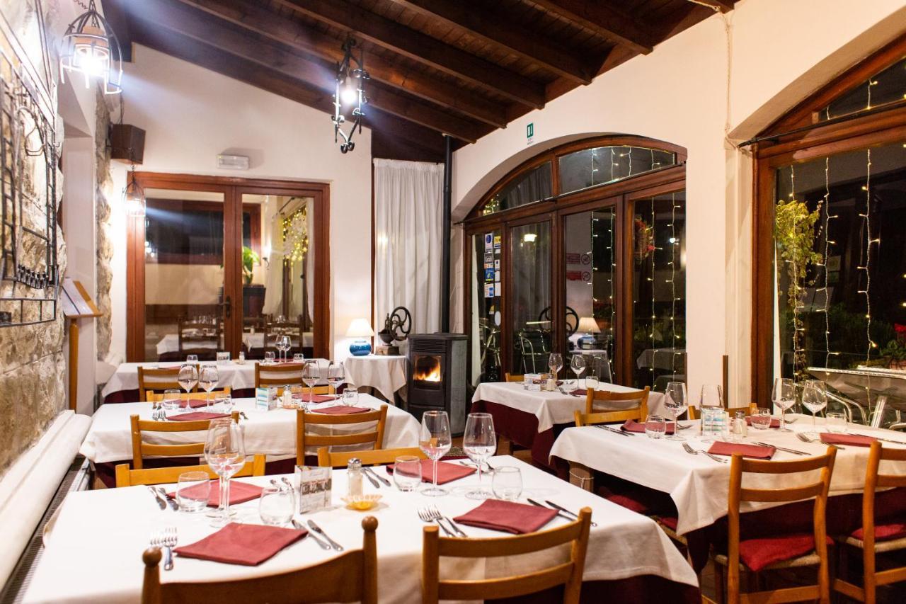 Hotel Ristorante Il Caminetto Diano Marina Ngoại thất bức ảnh