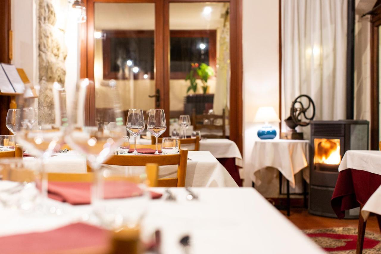 Hotel Ristorante Il Caminetto Diano Marina Ngoại thất bức ảnh